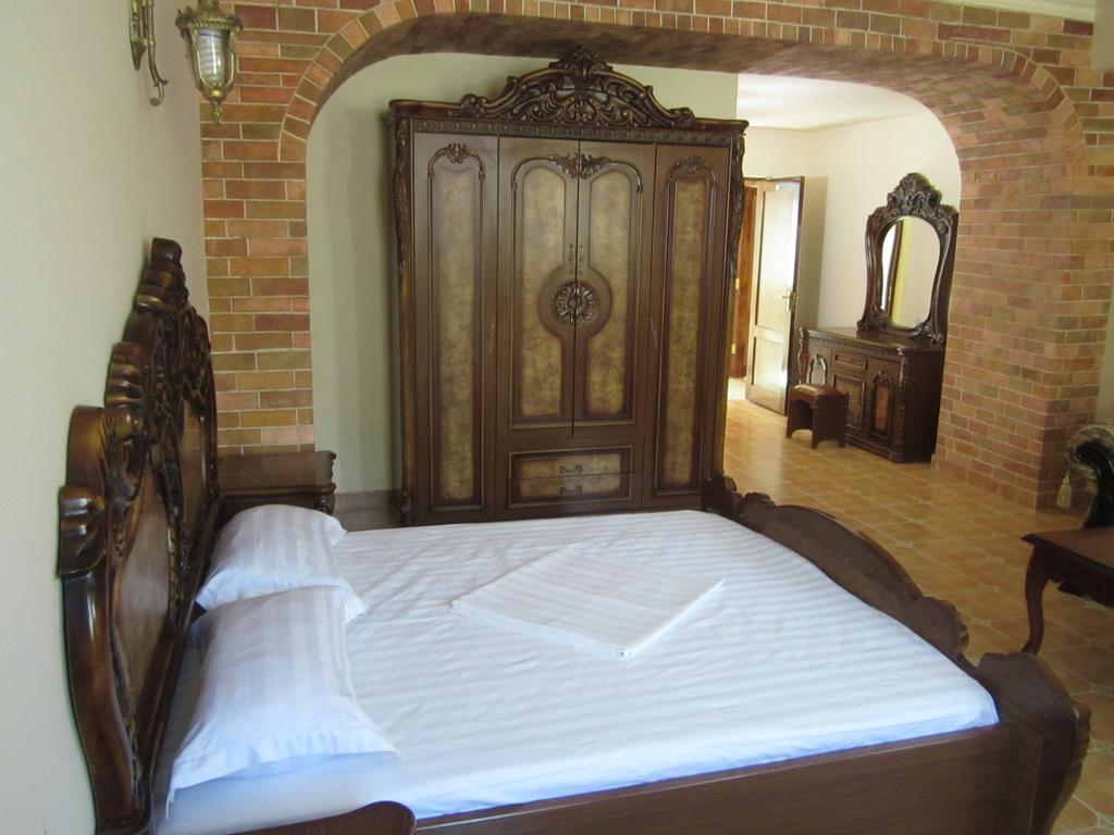 Venezia Palazzo Hotel Yerevan Quarto foto