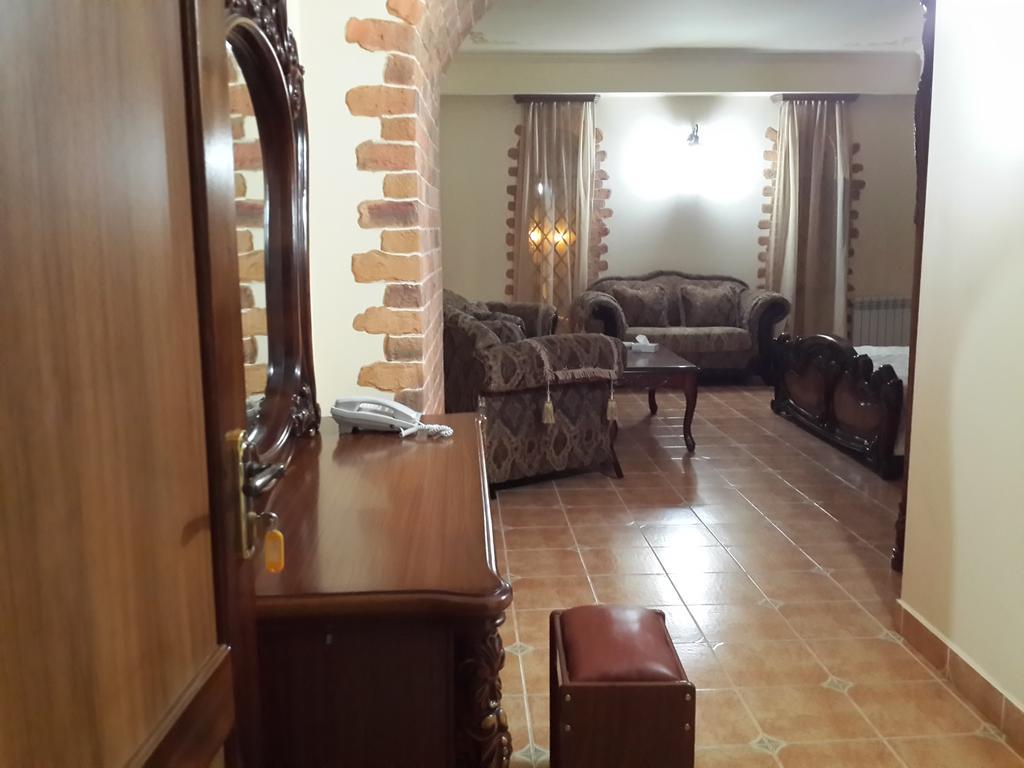 Venezia Palazzo Hotel Yerevan Quarto foto